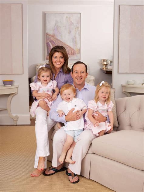 Norah O'Donnell, here with husband Geoff Tracy and their children ...