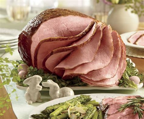 How to Cook & Serve a Traditional Easter Ham