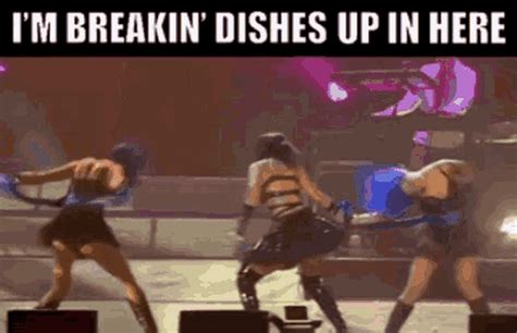 Breakin Dishes Rihanna GIF - BreakinDishes Rihanna UpInHere - Discover ...