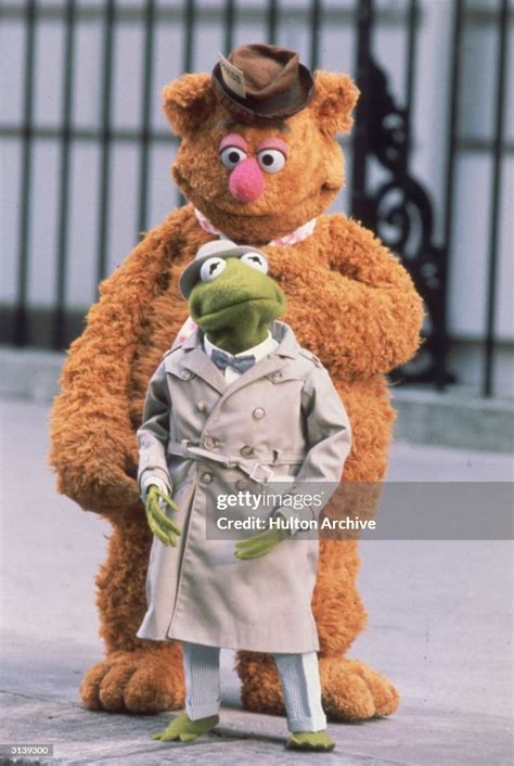 Kermit and Fozzie Bear as a pair of investigative reporters in Jim... News Photo - Getty Images