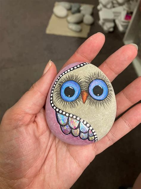 Painted Rocks Owls, Owl Rocks, Painted Rock Animals, Mandala Painted Rocks, Hand Painted Stones ...