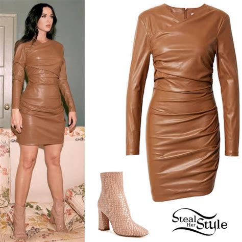 Katy Perry's Fashion, Clothes & Outfits | Steal Her Style