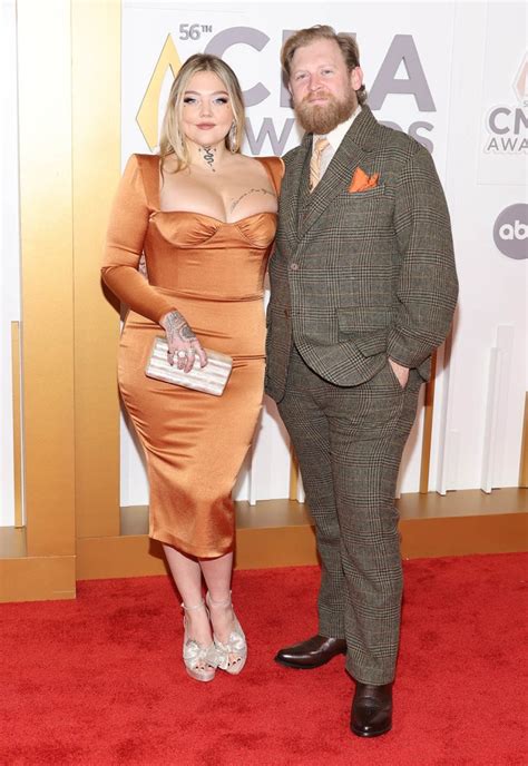 Elle King Soars In Bow Platforms With Fiancé Dan Tooker at CMA Awards ...