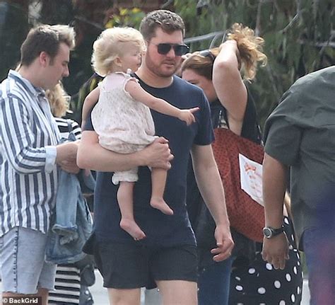 Michael Bublé enjoys quality time with his family in Australian following son's cancer battle ...