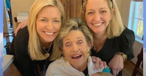 Fox's Ainsley Earhardt’s Mother Passes Away at 72 Years Old