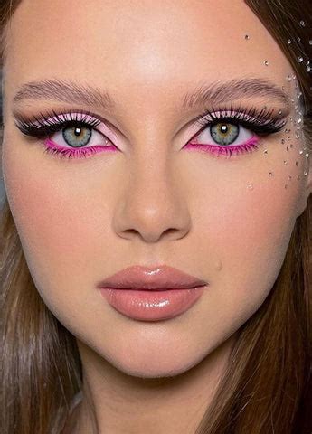 Unleash Your Inner Barbie: Recreating Classic Barbie Makeup Looks ...