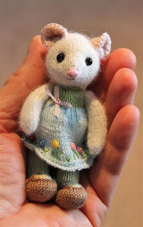 Pin on Miniature knitting