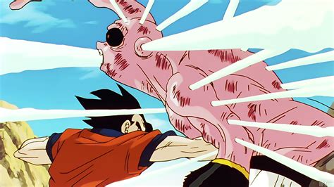 Gohan Ultime aide Majin Buu à respirer - Dragon Ball GIF