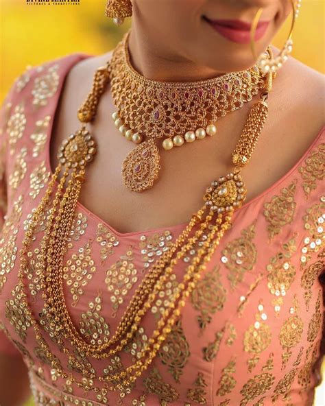Gorgeous Bridal Gold Necklace Designs For A Modern Bride-To-Be! | peacecommission.kdsg.gov.ng