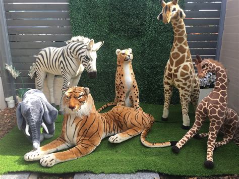 Safari Animals Lifesize – Canberra's Coolest Parties