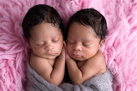 Ava and Laila | Chicago Twins Newborn Photographer