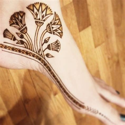 Pin by Luisa on Lotus | Egyptian tattoo, Lotus tattoo, Lotus tattoo design