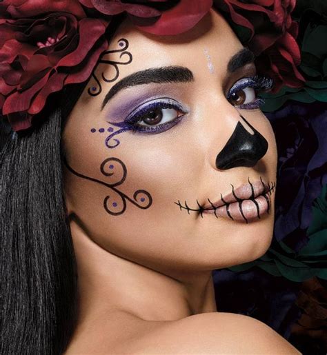 Best Halloween Makeup Tutorials - Sugar Skull Halloween Makeup - Easy ...