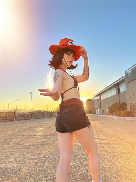 Fire Fist Ace cosplay by myself, Pixiekatcosplay! : r/OnePiece