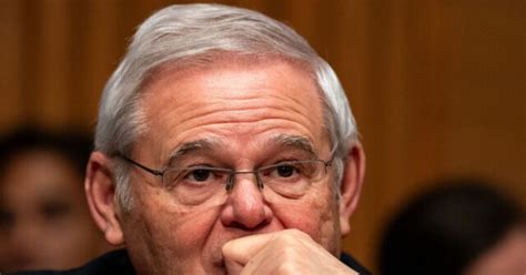 Sen. Bob Menendez Passing Around Petition for Independent Run - Total News