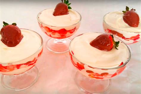 Fresas con crema (postre) - Deliciosi.com