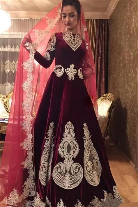 Arabic Dubai Velvet Burgundy Gold Applique Luxury Muslim Wedding Dress ...