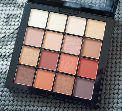 Nyx Professional Makeup Lingerie Shadow Palette – Telegraph