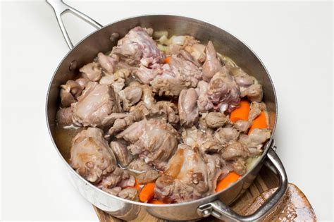 Creative Ways to Use Turkey Neck and Giblets Beyond Gravy – THEKITCHENTODAY