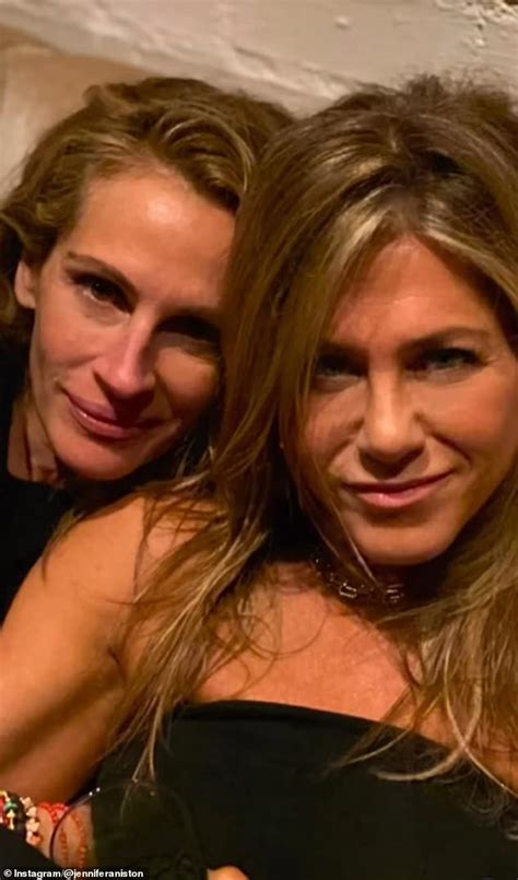 Jennifer Aniston pays tribute to her famous friends as she shares VERY ... trends now