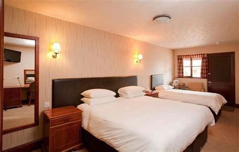 Bear Hotel Havant by Greene King Inns in Havant | Best Rates & Deals on Orbitz