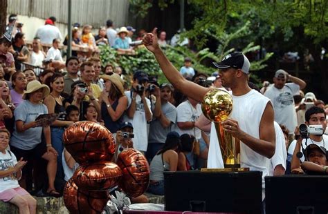 Obama to host Spurs at White House to celebrate championship - San ...