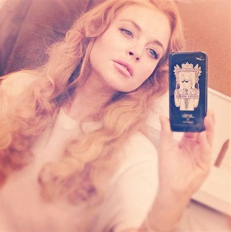 Lindsay Lohan’s Shows Off Post-Rehab Selfies on Instagram | StyleCaster