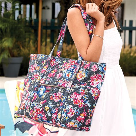 Vera Bradley | Vera bradley patterns, Vera bradley tote bags, Vera bradley