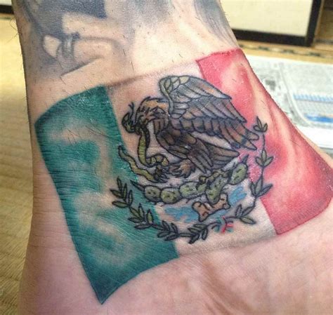 Escudo Mexicano Tattoo