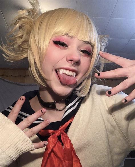 I really like the fangs in this cosplay by kyramarvell : r/himikotoga