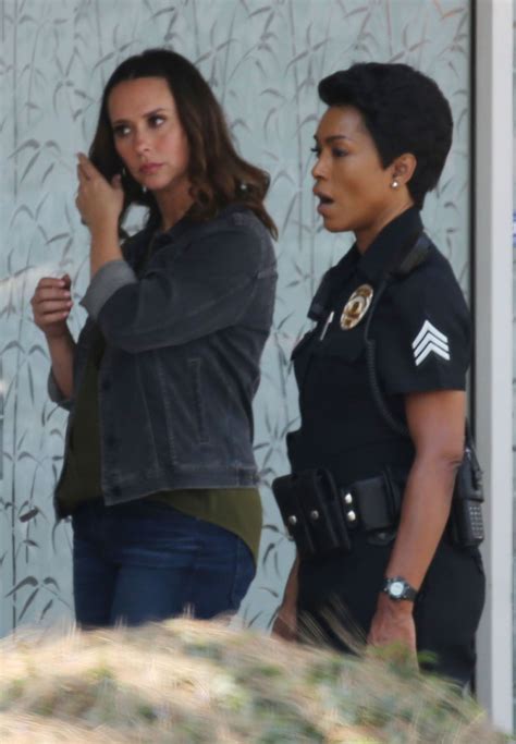 Jennifer Love Hewitt - "9-1-1" Set in LA 08/09/2018 • CelebMafia