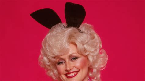 Dolly Parton Wants to Pose For Playboy Cover for her 75th Birthday