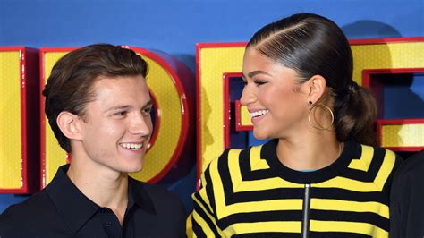 Zendaya and Tom Holland Spotted Kissing | Teen Vogue