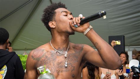 'Panda' rapper Desiigner charged with gun, drug possession following ...