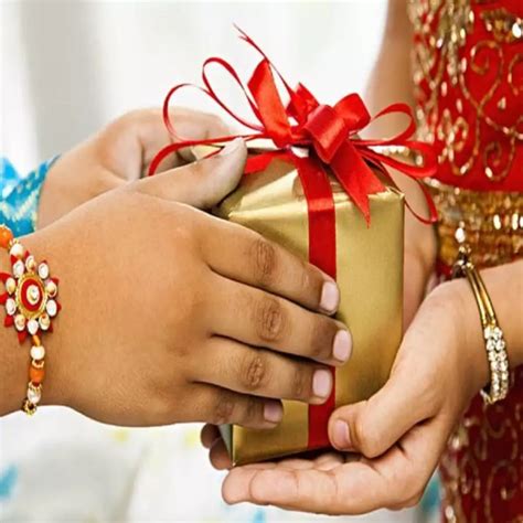 Rakhi Gifts