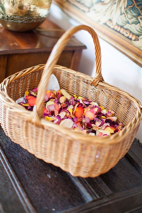 A handmade cottage: How to make natural wedding confetti: with dried flower petals, Dried Flower ...
