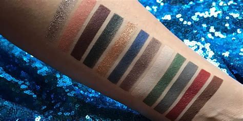 The Harry Potter Eyeshadow Palette Has Finally Arrived and It's Magical AF