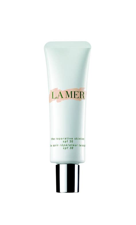 La Mer Reparative SkinTint SPF 30 | Tinted moisturizer, Makeup skin care, Face moisturizer