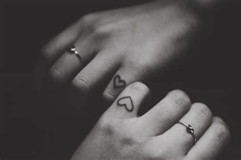 20 Beautiful Ring Finger Tattoo Designs - DesignCanyon