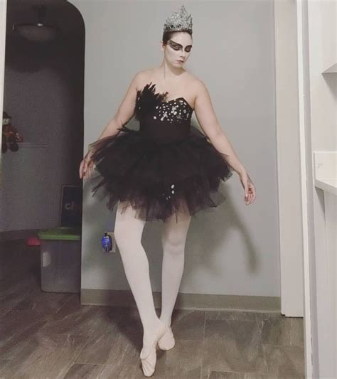 Black swan costume | Dress up costumes, Black swan costume, Halloween ...