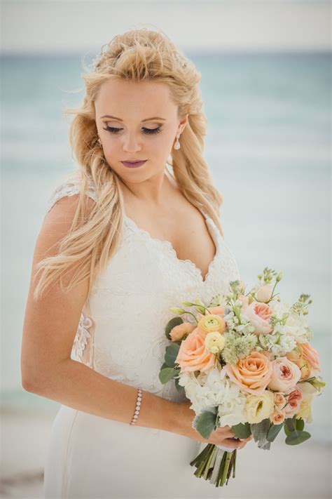 Alicia & William's Crystal Beach Wedding | The Gilded Gown