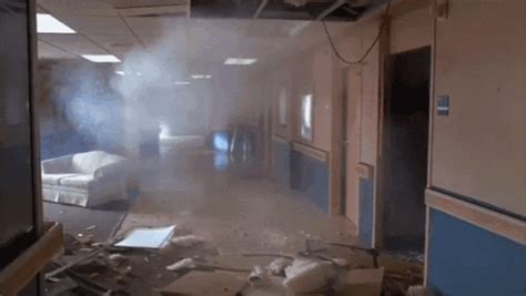 Defeated GIF - Breakingbad Gusfring Mastermind - Discover & Share GIFs