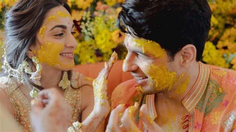 Kiara Advani and her 'love' Sidharth Malhotra celebrate first Holi after wedding by sharing ...