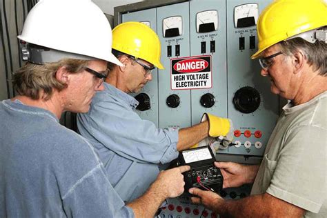 Electricians Panel - Lake Charles Industrial Electricians - Montgomery Electric