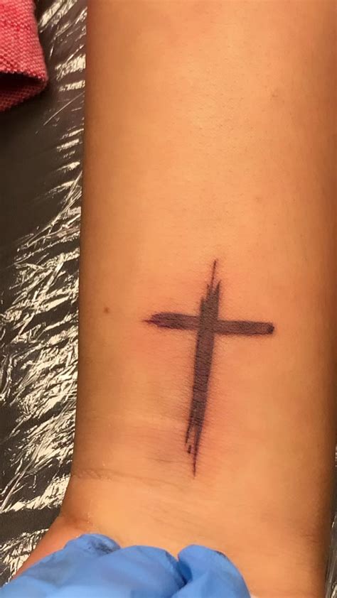 95 Cross Tattoo Ideas To Inspire Your Faith In 2023, 40% OFF