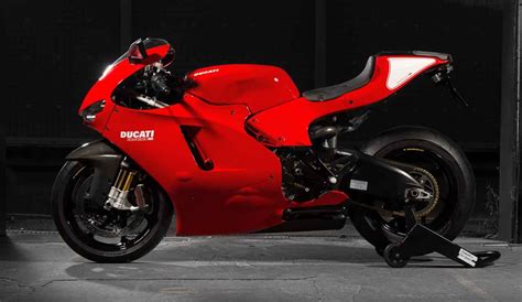 Ducati Desmosedici RR, un raro esemplare in vendita: il prezzo