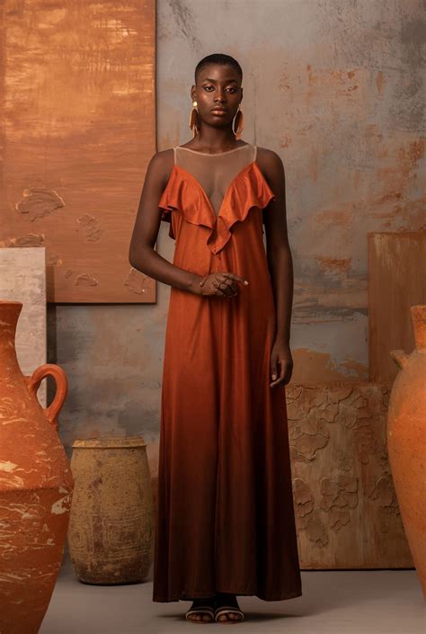 Terracotta Dress Bold Fashion, Fast Fashion, Fashion Outfits, Fashion Ideas, Unique Style, Cool ...