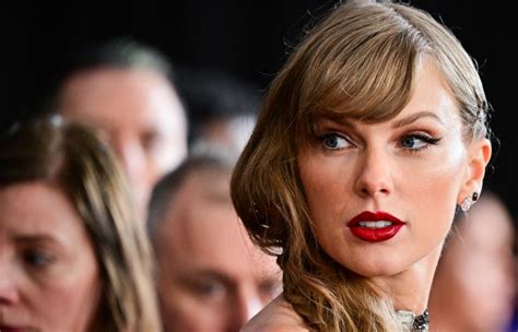 Taylor Swift urges her 282 million Instagram followers to vote on Super ...