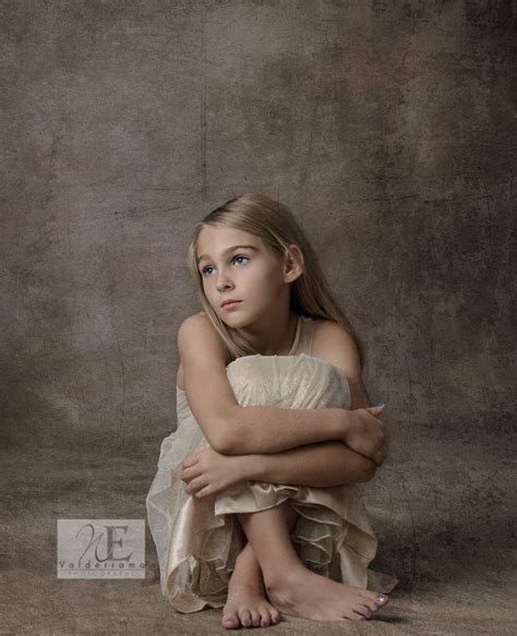 Waiting by Wendy Valderrama on 500px | Kids portraits photography ...