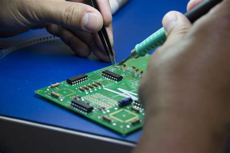 What are the Different Types of Soldering Irons? — Soldering.biz